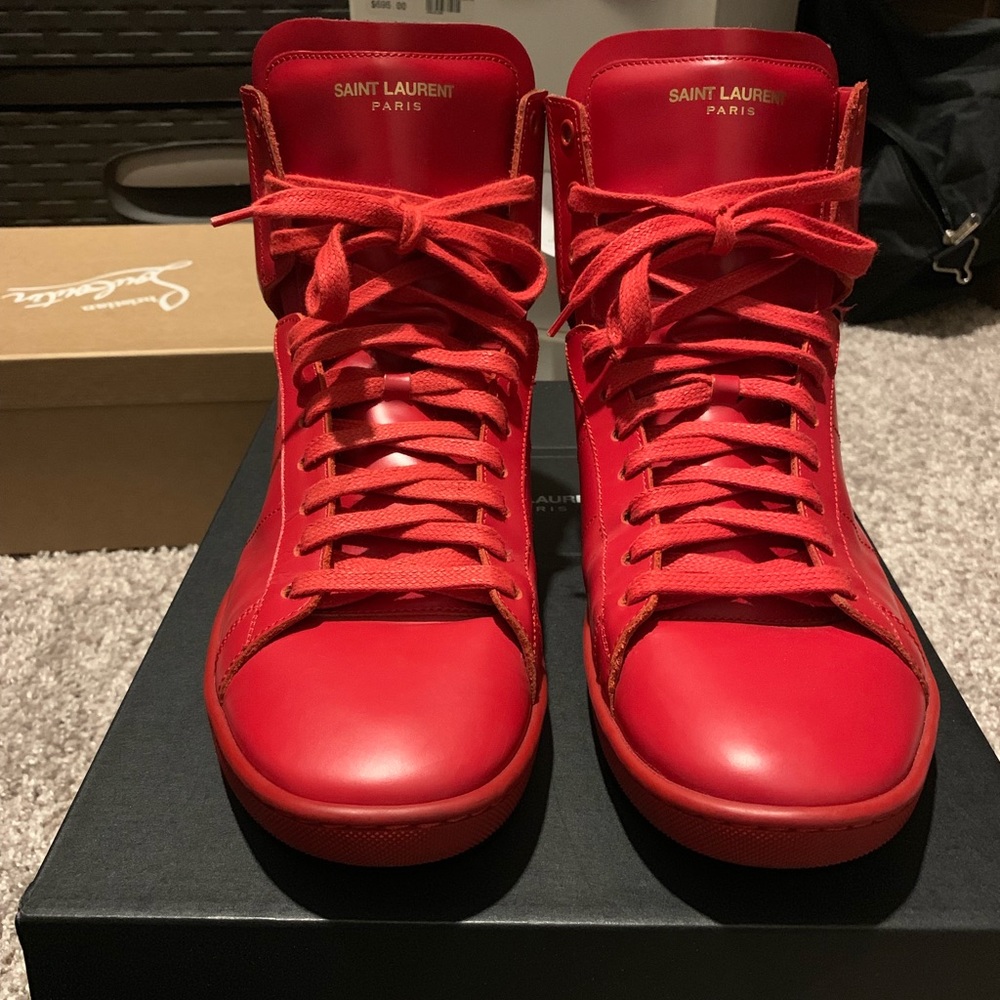 Saint Laurent